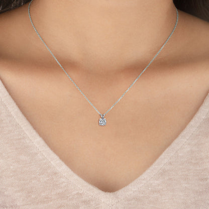 Round Solitaire Pendant 18k Necklace